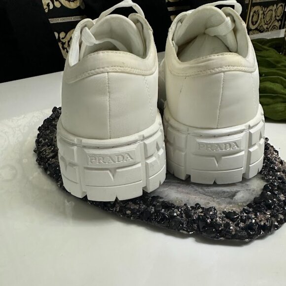 Women’s White Chunky Platform Sneakers – Size 9 - Picture 5 of 11